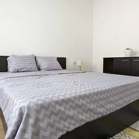 شقة Lungro's Main Square سكوبجي